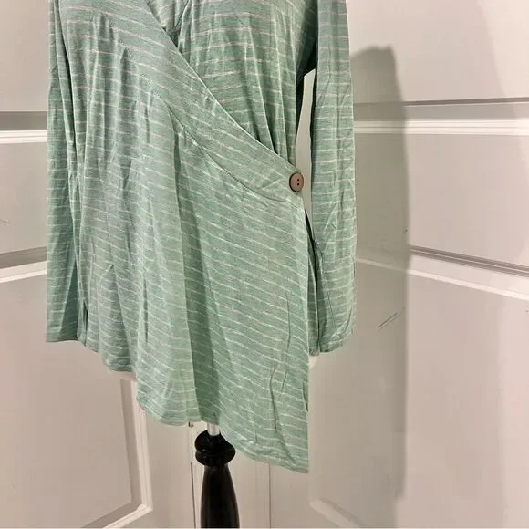 Soft Surroundings Women's Green/Gray Striped Long Sleeve Wrap Blouse Large 14-16 - Picture 3 of 7